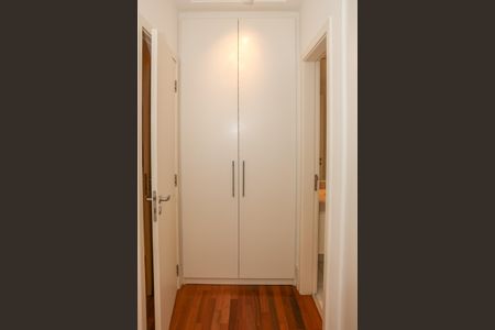 Apartamento para alugar com 172m², 3 quartos e 4 vagas Apartamento para alugar com 172m², 3 quartos e 4 vagasSuíte 3