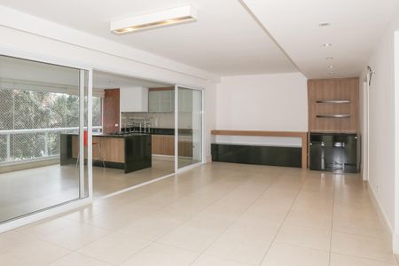 Apartamento para alugar com 172m², 3 quartos e 4 vagas Apartamento para alugar com 172m², 3 quartos e 4 vagasSala
