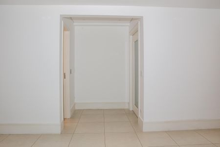 Apartamento para alugar com 172m², 3 quartos e 4 vagas Apartamento para alugar com 172m², 3 quartos e 4 vagasSala