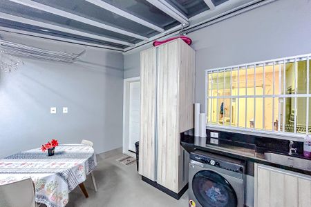 Casa para alugar com 160m², 3 quartos e 4 vagasÁrea de Serviço