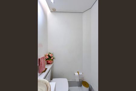 Lavabo de casa para alugar com 3 quartos, 160m² em Penha de França, São Paulo
