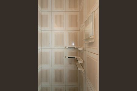 Casa para alugar com 85m², 2 quartos e 1 vaga Casa para alugar com 85m², 2 quartos e 1 vagaBanheiro