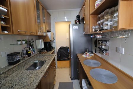 Apartamento para alugar com 70m², 3 quartos e 1 vagaCozinha e Área de Serviço