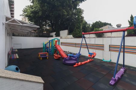 Apartamento à venda com 92m², 3 quartos e 2 vagasÁrea comum - Playground