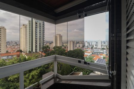 Apartamento à venda com 92m², 3 quartos e 2 vagasVaranda 