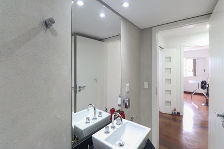 Apartamento à venda com 92m², 3 quartos e 2 vagasBanheiro 1