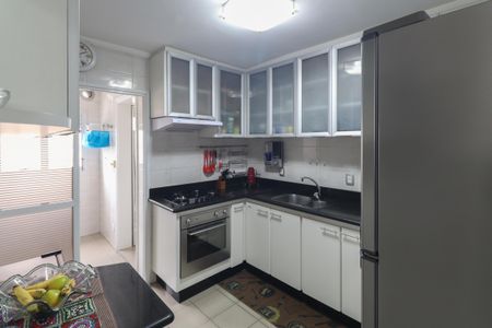 Apartamento à venda com 92m², 3 quartos e 2 vagasCozinha