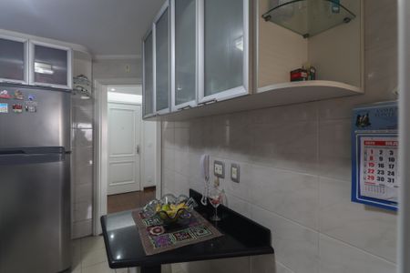 Apartamento à venda com 92m², 3 quartos e 2 vagasCozinha