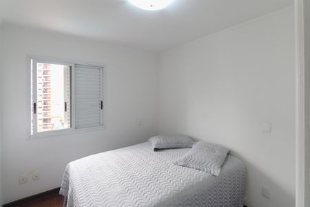 Apartamento à venda com 92m², 3 quartos e 2 vagasQuarto 2