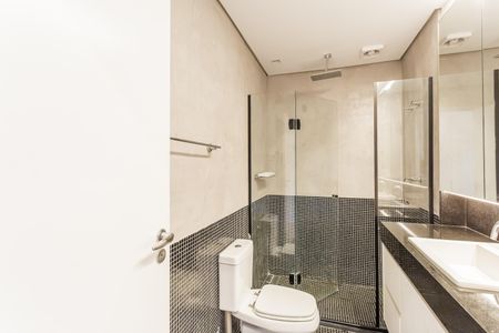 Apartamento para alugar com 166m², 2 quartos e 3 vagasBanheiro da Suíte