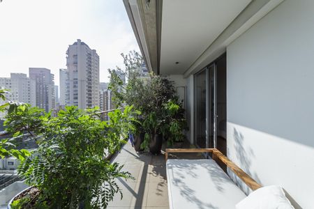 Apartamento para alugar com 166m², 2 quartos e 3 vagasVaranda