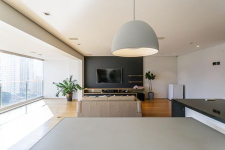 Apartamento para alugar com 166m², 2 quartos e 3 vagasSala