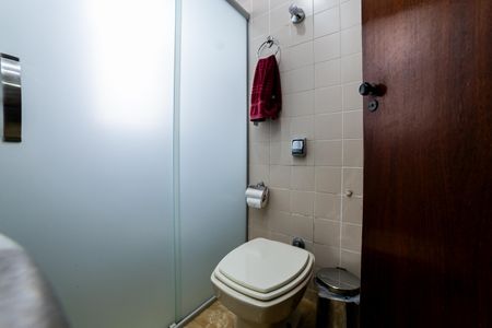 Apartamento à venda com 140m², 4 quartos e 2 vagasBanheiro da Suíte