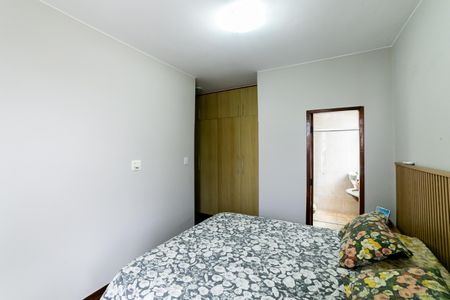 Apartamento à venda com 140m², 4 quartos e 2 vagasSuíte