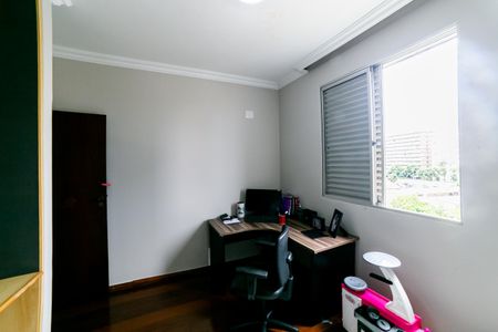 Apartamento à venda com 140m², 4 quartos e 2 vagasQuarto 1