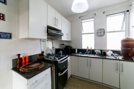 Apartamento à venda com 140m², 4 quartos e 2 vagasCozinha