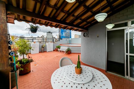 Apartamento à venda com 140m², 4 quartos e 2 vagasCobertura