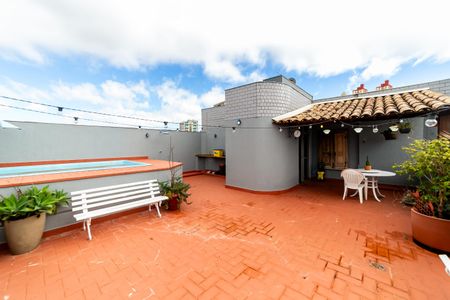 Apartamento à venda com 140m², 4 quartos e 2 vagasCobertura