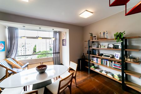 Apartamento à venda com 140m², 4 quartos e 2 vagasSala