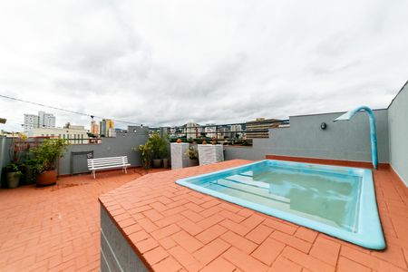 Apartamento à venda com 140m², 4 quartos e 2 vagasPiscina