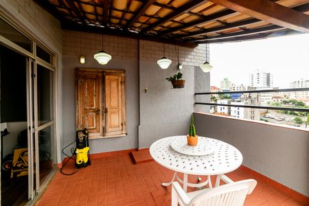 Apartamento à venda com 140m², 4 quartos e 2 vagasCobertura