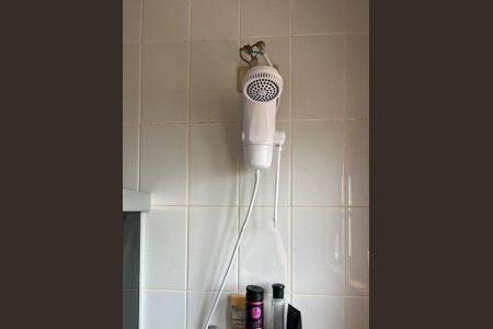 Casa à venda com 390m², 4 quartos e 5 vagasBanheiro do Quarto 2