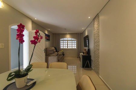 Casa à venda com 2 quartos, 250m² em Vila Antonieta, São Paulo