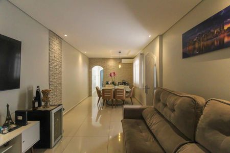 Casa à venda com 2 quartos, 250m² em Vila Antonieta, São Paulo