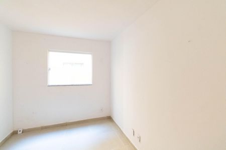 Quarto 2 de casa para alugar com 2 quartos, 55m² em Inhoaíba, Rio de Janeiro