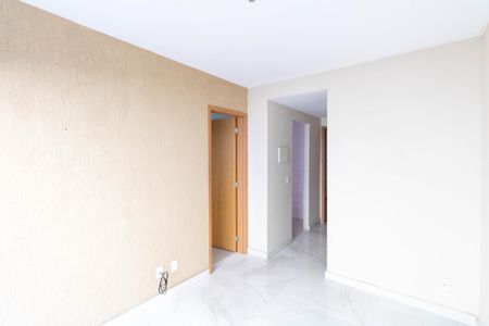 Sala de casa para alugar com 2 quartos, 55m² em Inhoaíba, Rio de Janeiro