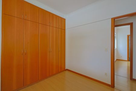 Apartamento à venda com 3 quartos, 95m² em Coracao de Jesus, Belo Horizonte