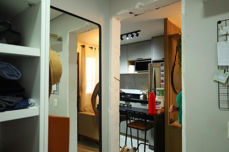 Apartamento à venda com 37m², 2 quartos e sem vagaQuarto 2 - Closet e escritório