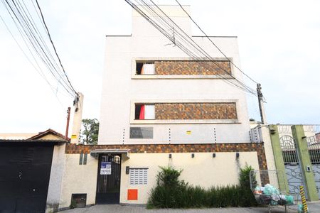Apartamento à venda com 37m², 2 quartos e sem vagaPlaca instalada no portão do prédio - Código da placa WYNY-1099