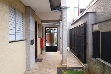 Apartamento à venda com 37m², 2 quartos e sem vagaÁrea comum - Portão do prédio