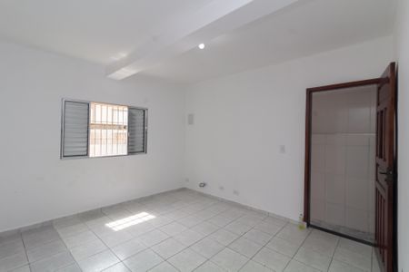 Casa para alugar com 80m², 2 quartos e sem vaga Casa para alugar com 80m², 2 quartos e sem vagaSala