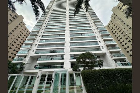 Apartamento para alugar com 243m², 3 quartos e 4 vagasFachada