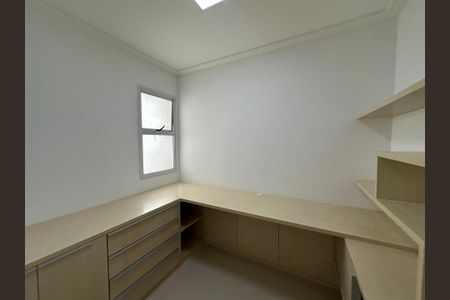 Apartamento para alugar com 243m², 3 quartos e 4 vagasEscritório