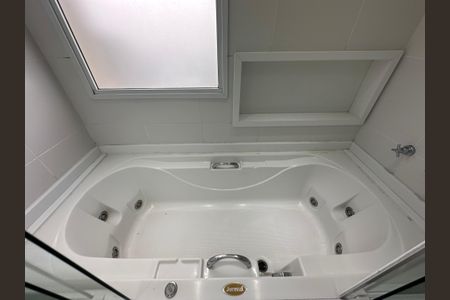 Apartamento para alugar com 243m², 3 quartos e 4 vagasBanheiro da Suíte 3