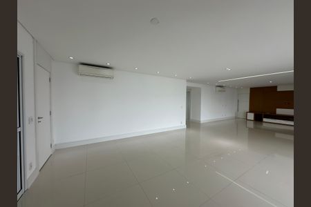 Apartamento para alugar com 243m², 3 quartos e 4 vagasSala