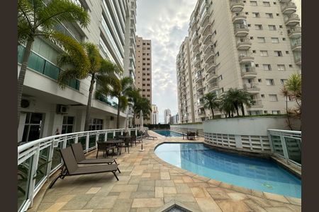 Apartamento para alugar com 243m², 3 quartos e 4 vagasÁrea comum - Piscina