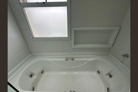 Apartamento para alugar com 243m², 3 quartos e 4 vagasBanheiro da Suíte 3