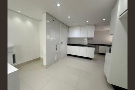 Apartamento para alugar com 243m², 3 quartos e 4 vagasCozinha