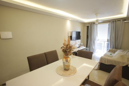 Apartamento à venda com 62m², 2 quartos e 1 vagaSala