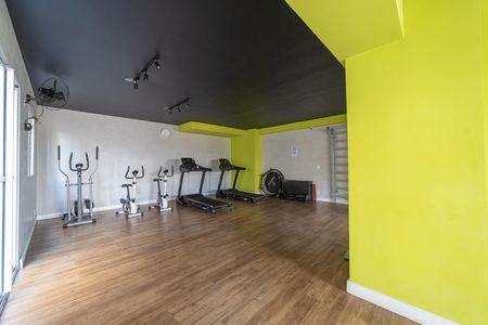 Apartamento para alugar com 47m², 3 quartos e 1 vaga Apartamento para alugar com 47m², 3 quartos e 1 vagaAcademia