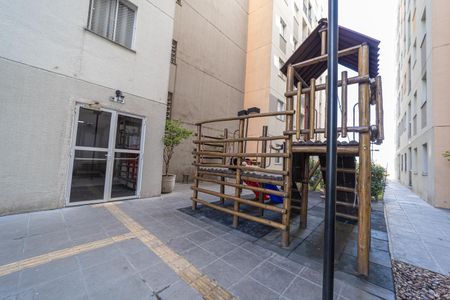 Apartamento para alugar com 47m², 3 quartos e 1 vaga Apartamento para alugar com 47m², 3 quartos e 1 vagaÁrea comum - Playground