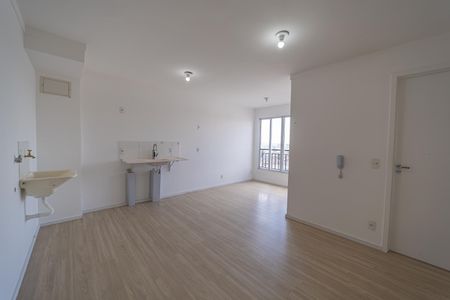 Apartamento para alugar com 47m², 3 quartos e 1 vaga Apartamento para alugar com 47m², 3 quartos e 1 vagaCozinha e Área de Serviço
