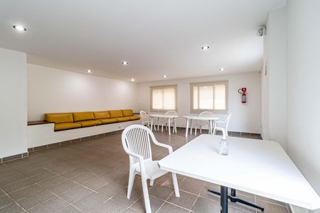 Apartamento para alugar com 72m², 3 quartos e 1 vagaÁrea comum - Salão de festas