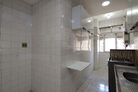 Apartamento à venda com 53m², 2 quartos e 1 vaga Apartamento à venda com 53m², 2 quartos e 1 vagaCozinha - Armários