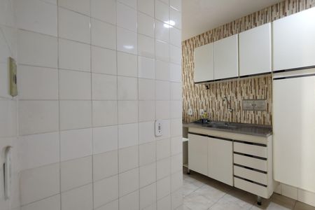 Apartamento à venda com 53m², 2 quartos e 1 vaga Apartamento à venda com 53m², 2 quartos e 1 vagaCozinha - Armários
