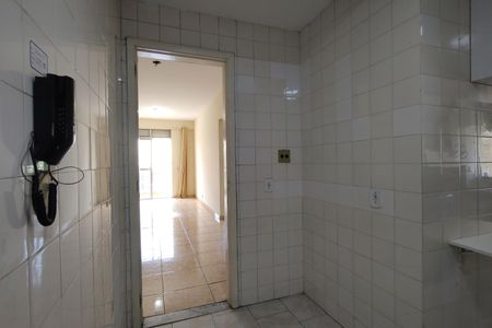 Apartamento à venda com 53m², 2 quartos e 1 vaga Apartamento à venda com 53m², 2 quartos e 1 vagaCozinha - Armários
